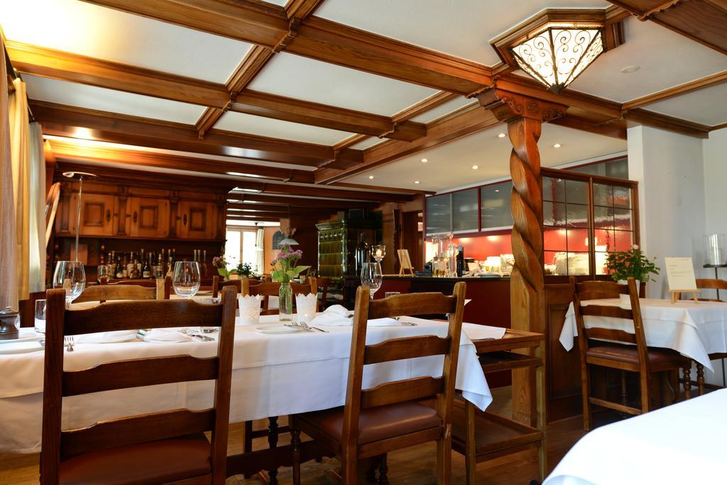 Gasthaus Engel Sachseln Ngoại thất bức ảnh