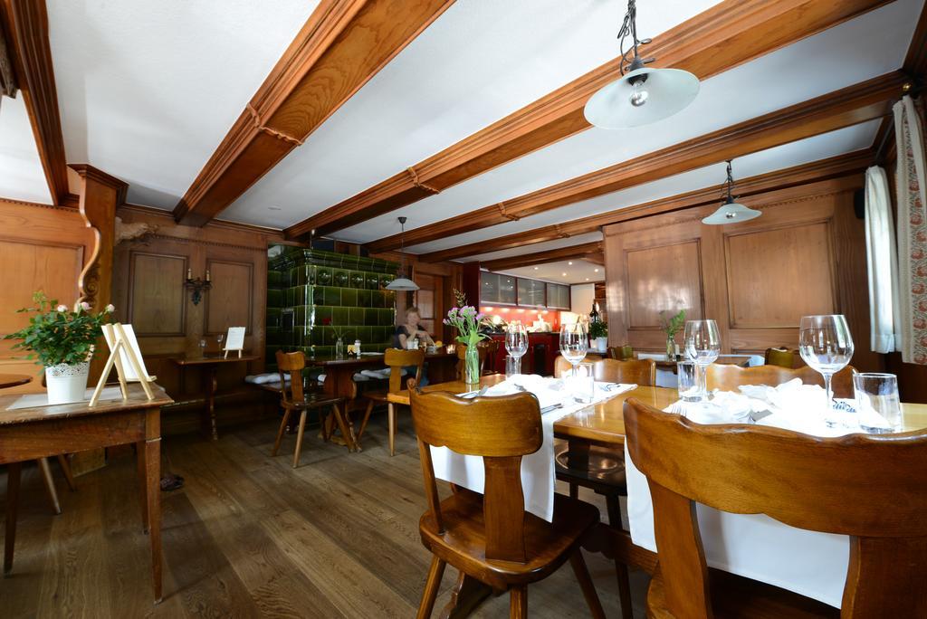 Gasthaus Engel Sachseln Ngoại thất bức ảnh